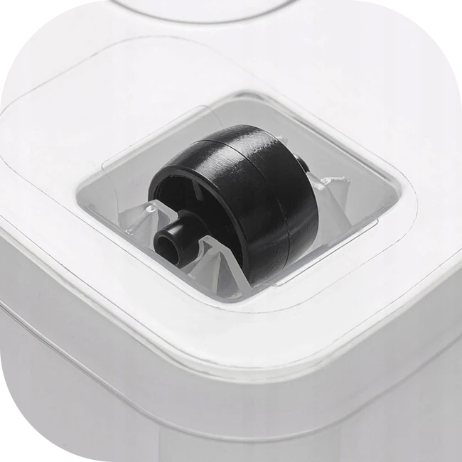 Praktyczne klipsy i kółka w pojemniku Moxom SimpleStore